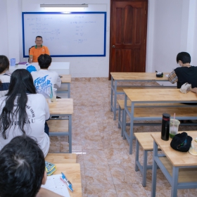 LUYỆN THI ĐÁNH GIÁ NĂNG LỰC