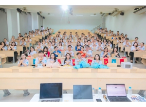 HỆ THỐNG GIÁO DỤC GNP ĐỒNG HÀNH CÙNG SINH VIÊN HỌC VIỆN CÁN BỘ TP. HỒ CHÍ MINH TRONG HỌC TẬP