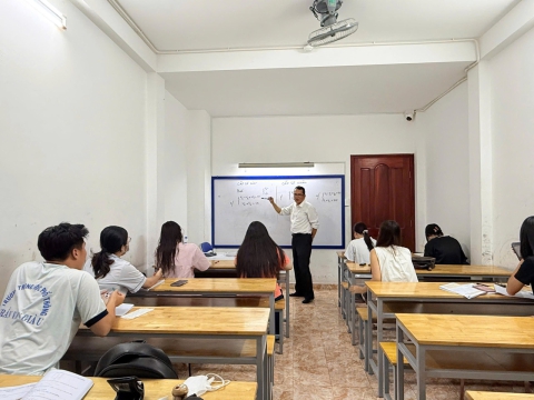 Hình ảnh lớp học tại GNP