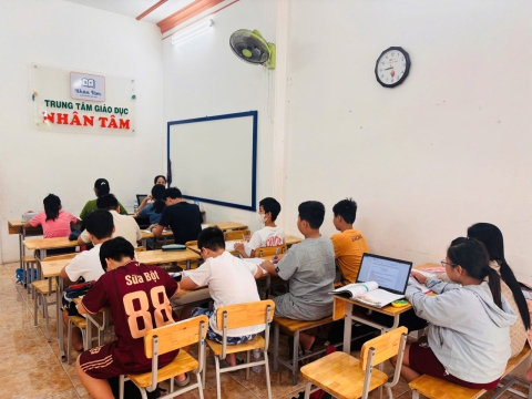 Hình ảnh lớp học tại GNP