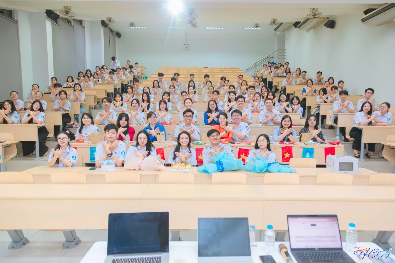 HỆ THỐNG GIÁO DỤC GNP ĐỒNG HÀNH CÙNG SINH VIÊN HỌC VIỆN CÁN BỘ TP. HỒ CHÍ MINH TRONG HỌC TẬP